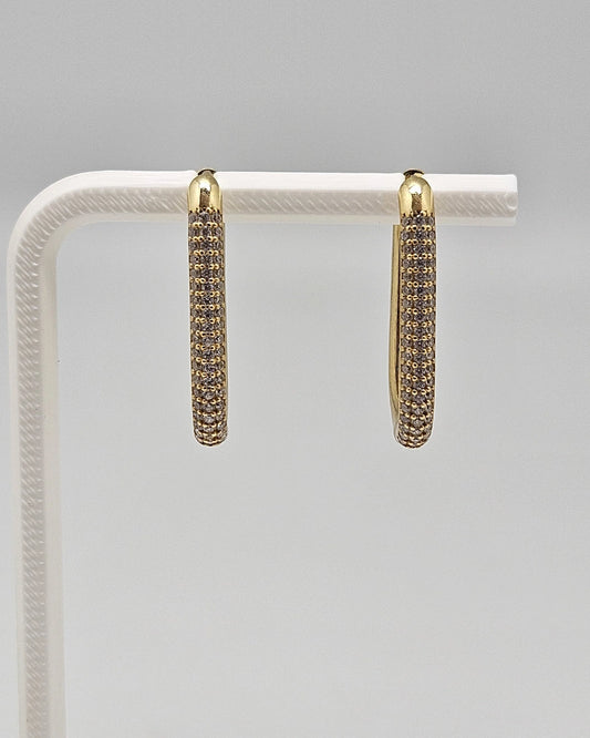 Michelle Oval Huggie XL