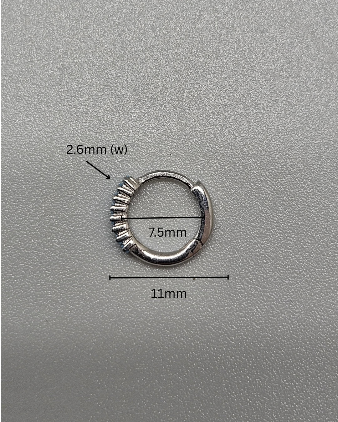 Monja Mini Earrings Silver