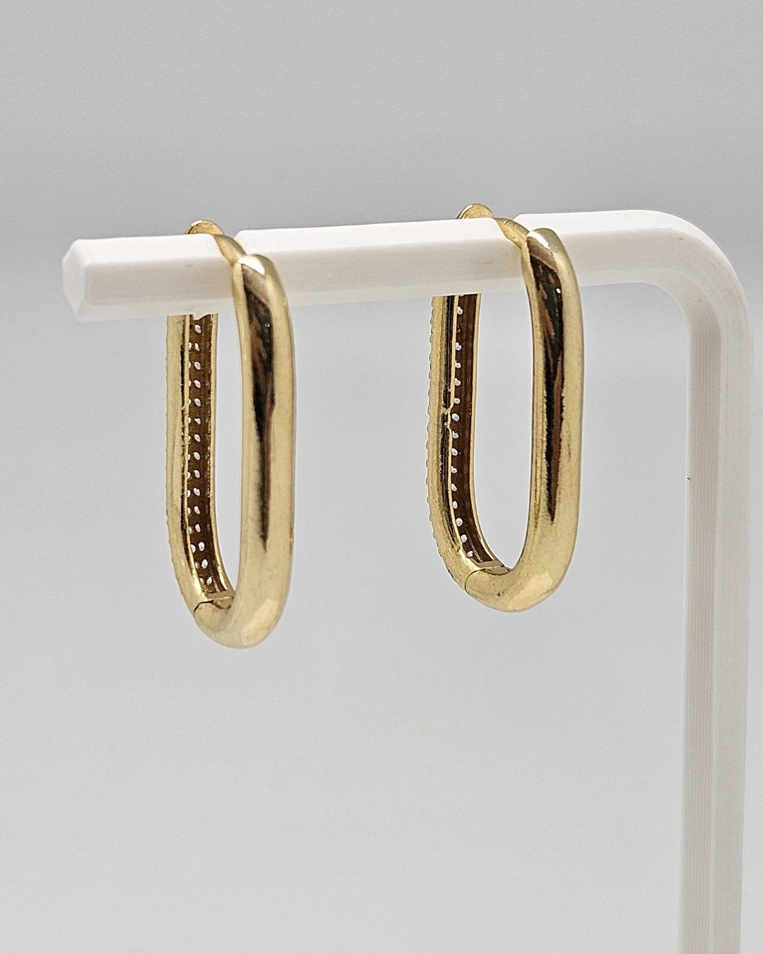 Michelle Oval Huggie XL